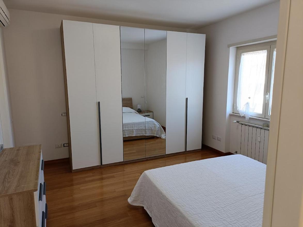 Gloriapartment Civitavecchia Exteriör bild
