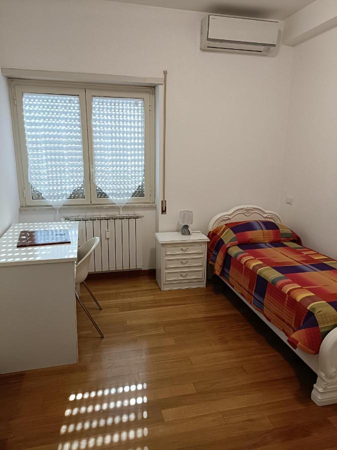 Gloriapartment Civitavecchia Exteriör bild